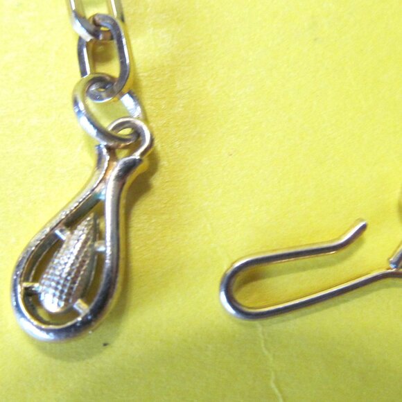 Vintage necklace and clip ons set Sparkly demi parure - Picture 6 of 6